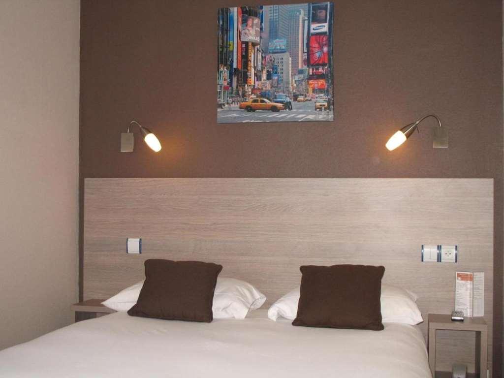Hotel De Caen Oda fotoğraf